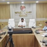 क्षतिग्रस्त एसडाईक में फ्लाईएश निस्तारण पर कलेक्टर की सख्ती—तत्काल रोक, दूसरे एसडाईक में होगी व्यवस्था